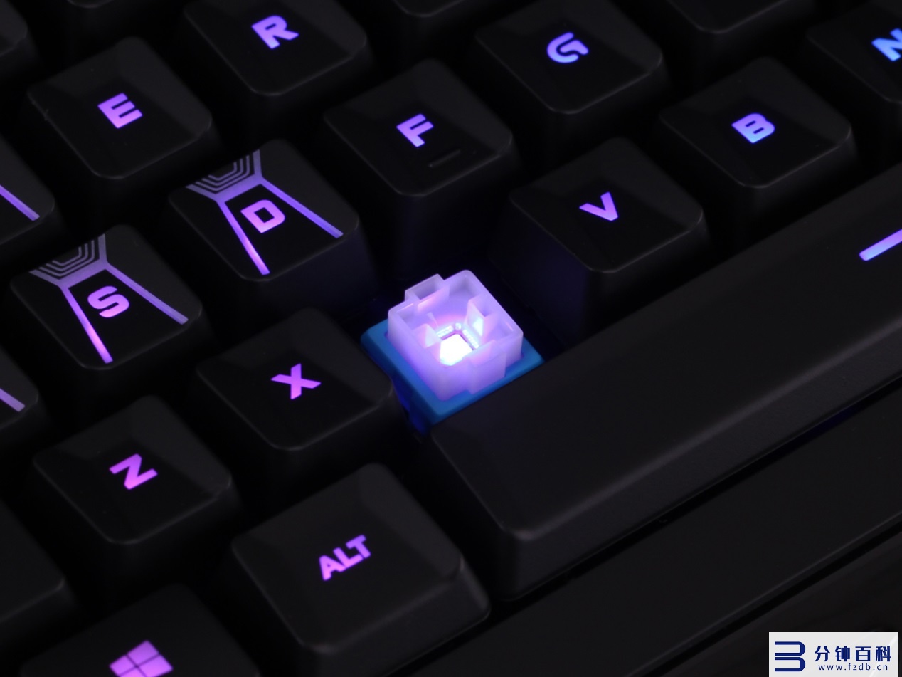 键盘怎么发光_荣耀电脑键盘怎么发光插图6